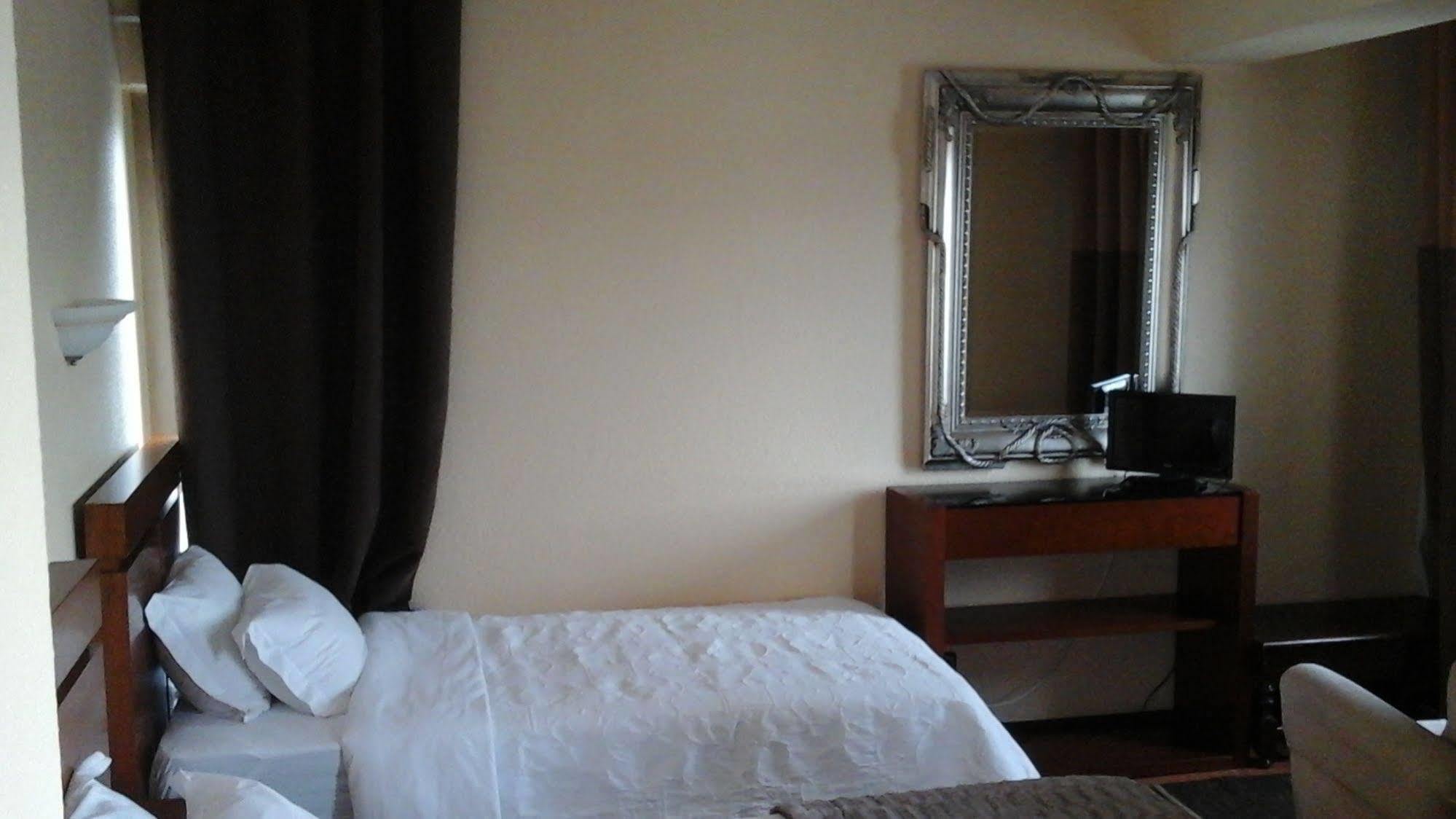 Wot Sintra Ocean Hotell Azenhas do Mar Eksteriør bilde